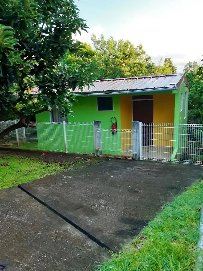 Maison Cosy A Sainte-Luce Avec Piscine Partagee location