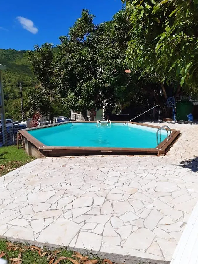 Maison Cosy A Sainte-Luce Avec Piscine Partagee